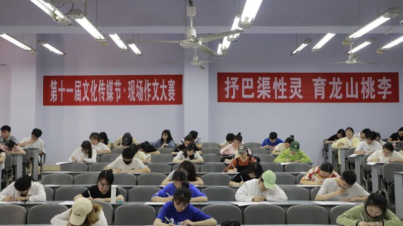 自然类纪录片拍摄技巧揭秘：从入门到精通